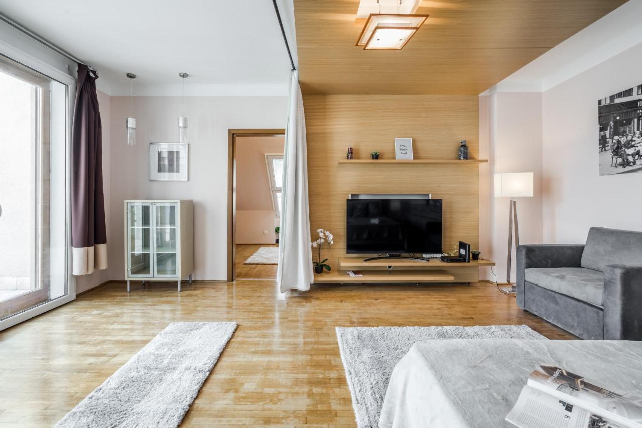 בודפשט Bpr Timber Loft Home With Balcony מראה חיצוני תמונה
